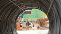 机械轰鸣声此起彼伏